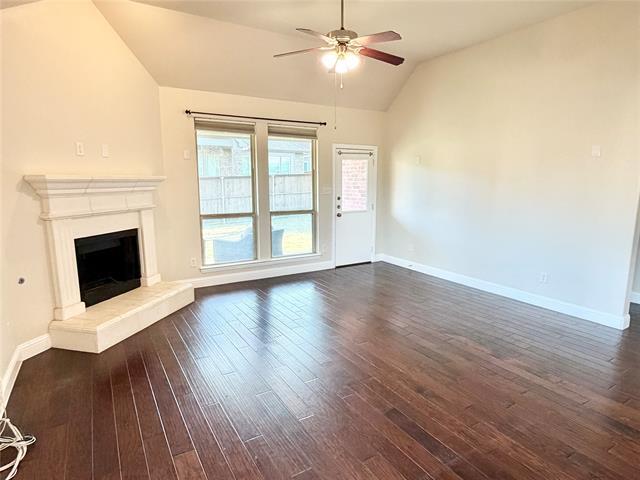 Building Photo - 1500 Grove Dr