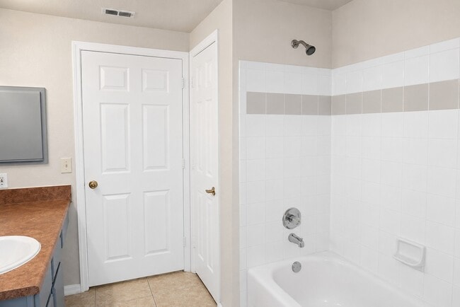 Building Photo - 3701 Castle Pines Ln