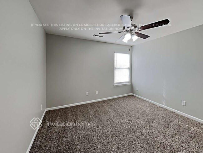 Building Photo - 5000 Mesa Ct