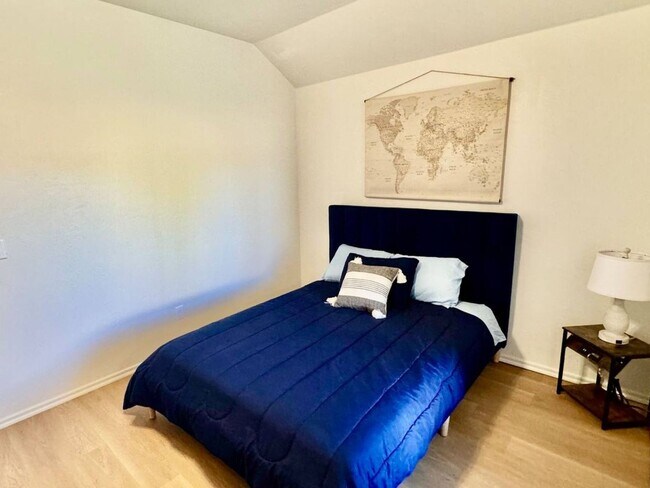 Building Photo - Brand-New 2BR/2BA Duplex | Garage | Pets OK | All Utilities Included