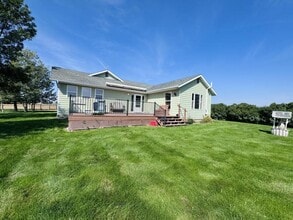 Building Photo - 3675 Juniper Dr