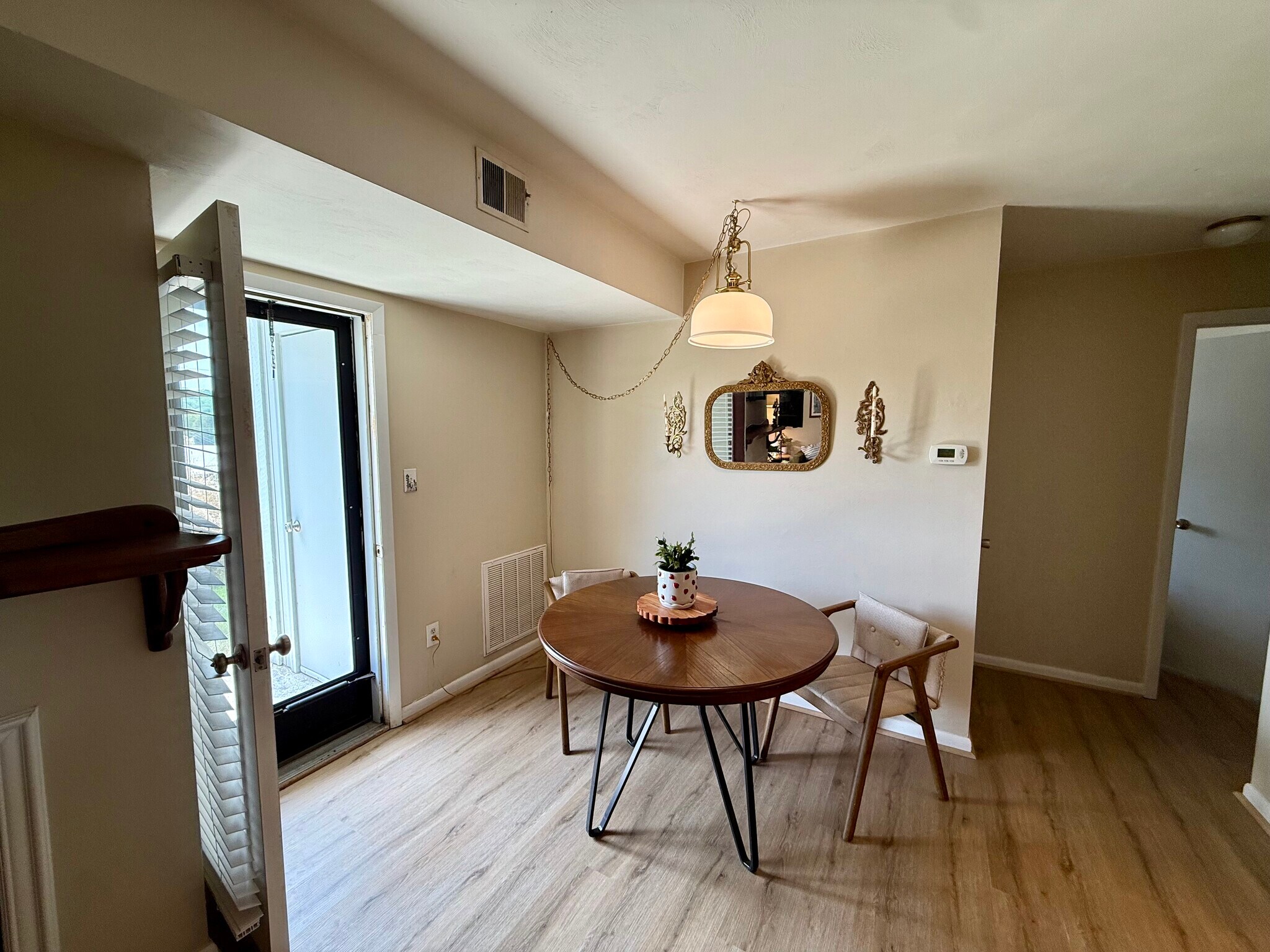 Building Photo - 3551 Timberline Trl