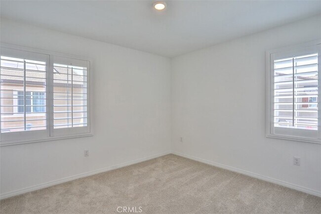 Building Photo - 7419 Olive Grv St