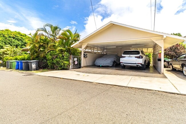 Building Photo - Charming 3-bedroom, 1.5-bathroom house loc...