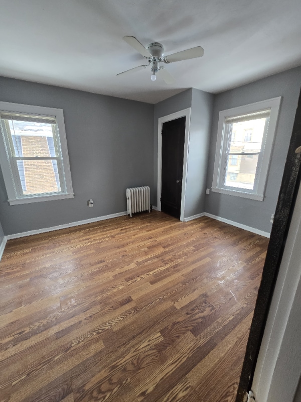 Building Photo - 327 Rustic Ave