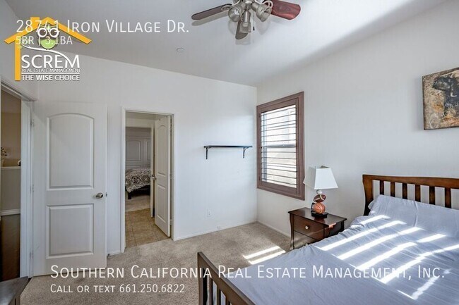 Building Photo - 28741 N Iron Village Dr