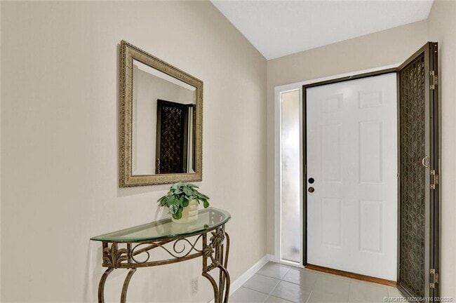 Building Photo - 4004 SW Osprey Creek Way