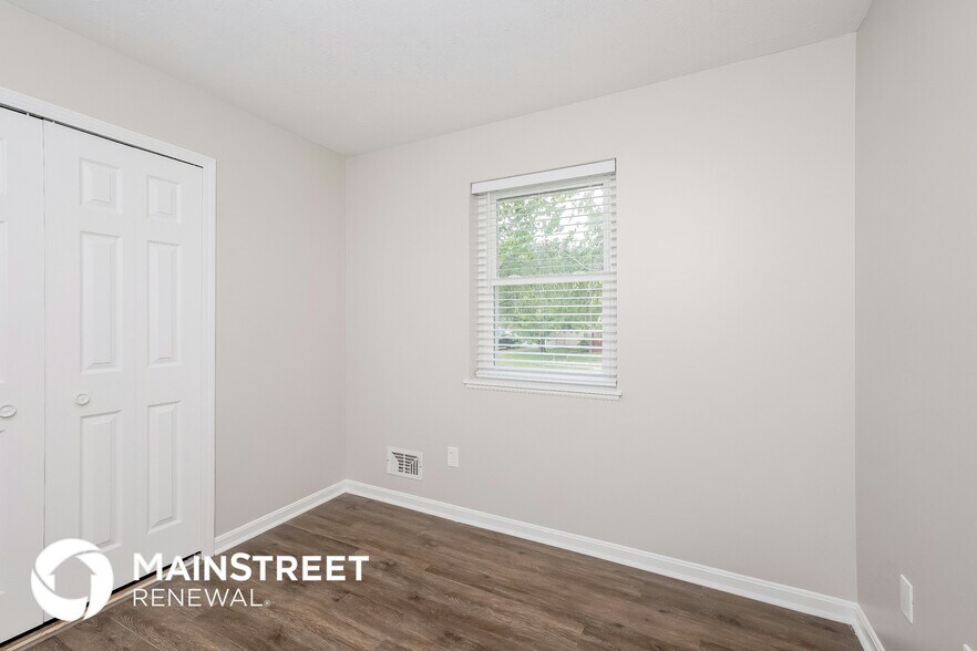 Building Photo - 5911 Carmelwood Cir