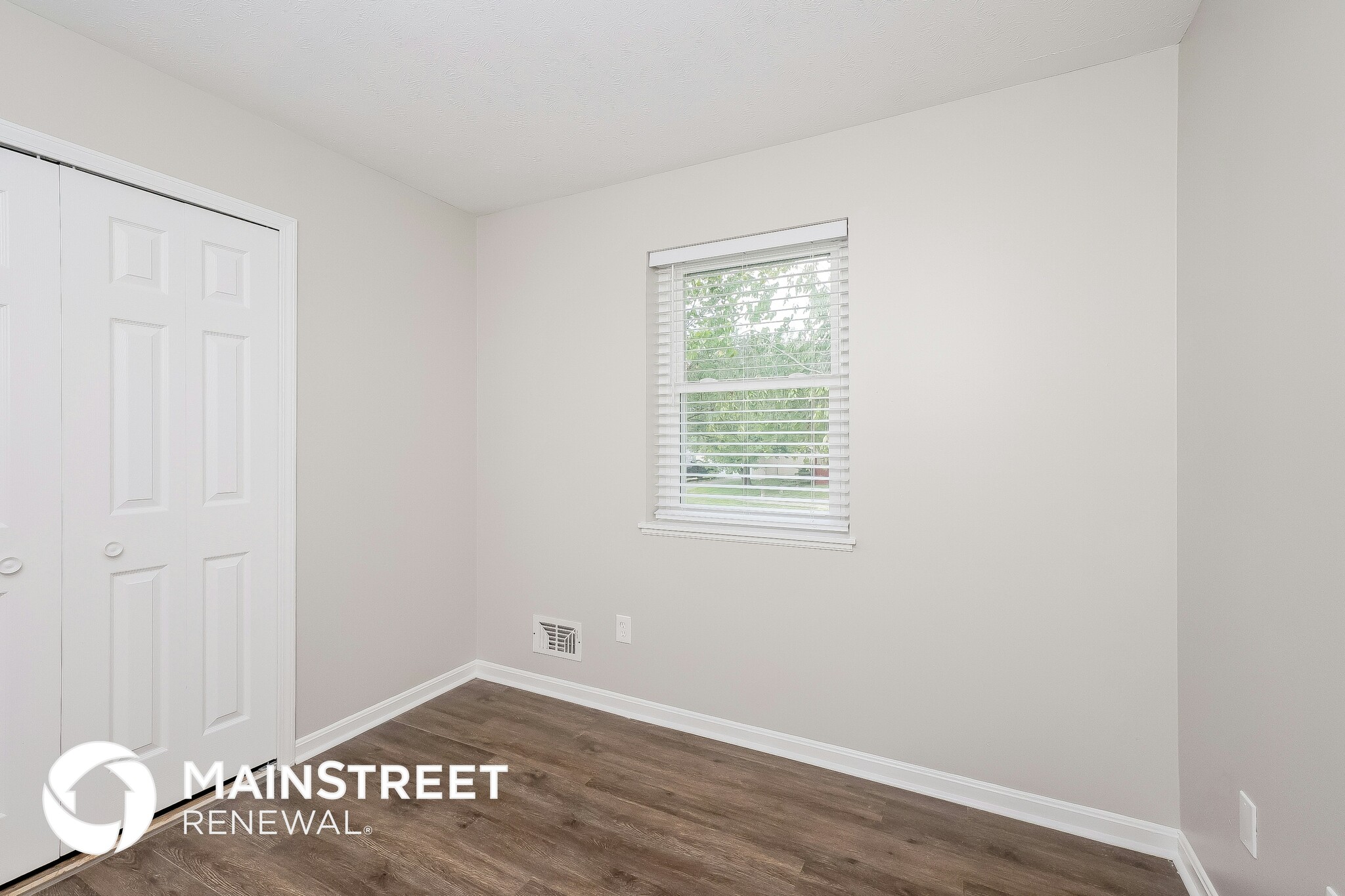 Building Photo - 5911 Carmelwood Cir