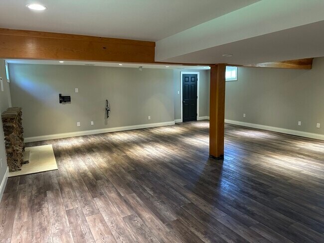 Building Photo - 1137 Gilbert Ave