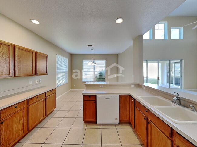 Building Photo - 6101 41st St E