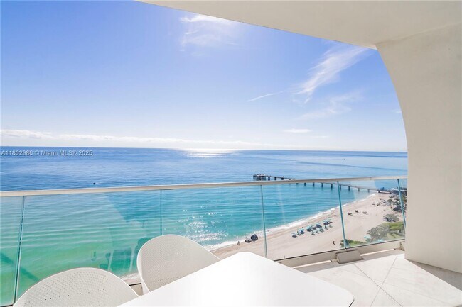 Building Photo - 16901 Collins Ave