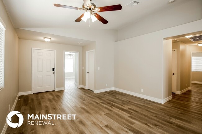 Building Photo - 5909 Arrowleaf St