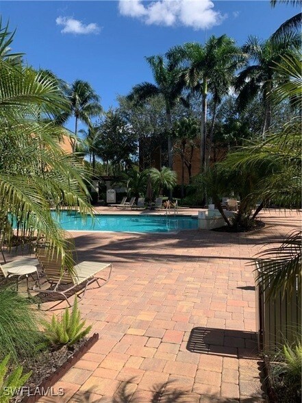 Building Photo - 1235 Reserve Way