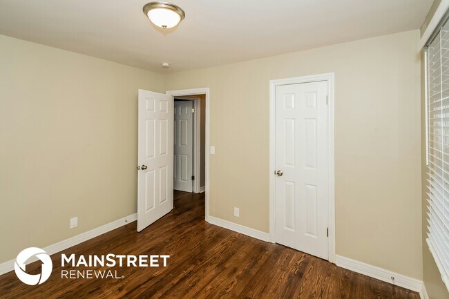 Building Photo - 229 Chickasaw Dr