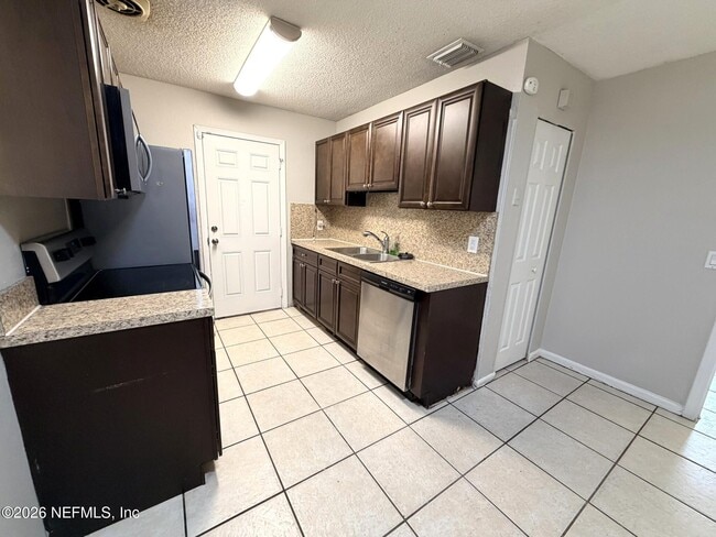 Building Photo - 7152 Koleda Dr