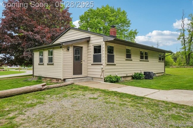 Building Photo - 3005 S Hickory Ridge Rd