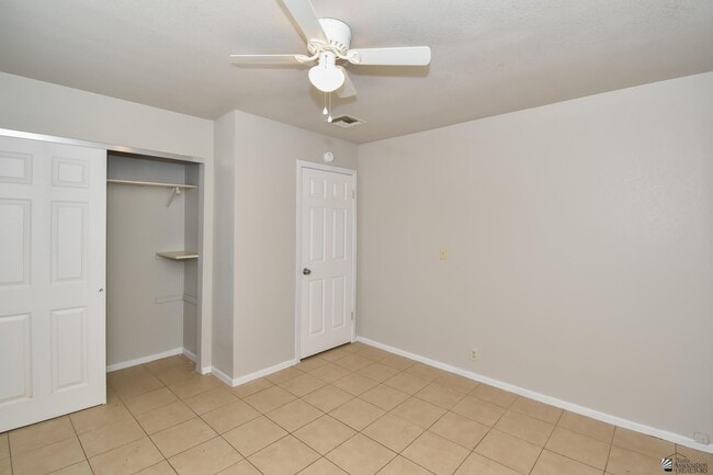 Building Photo - 1101 S Avenue C