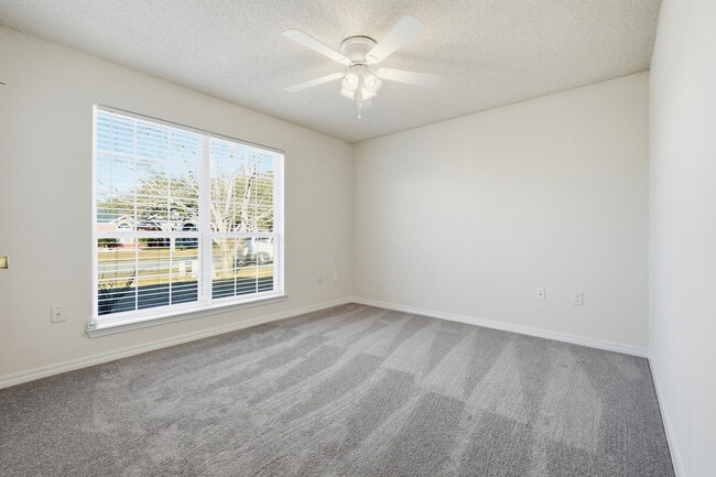 Building Photo - 4227 Shadow Ln