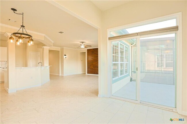 Building Photo - 306 Cobalt Cove