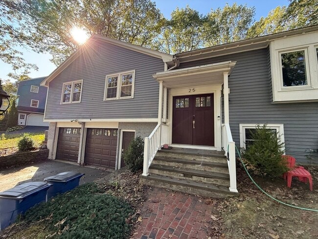 Building Photo - 25 Berkshire Dr