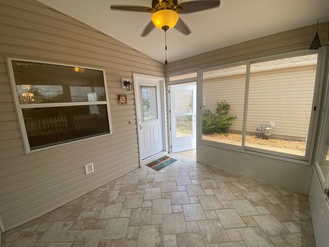 Building Photo - Lovely and Spacious Unfurnished, 2 + 2 Pat...