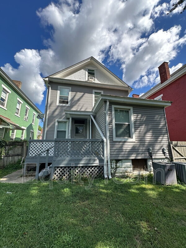 Building Photo - 2341 Kenilworth Ave