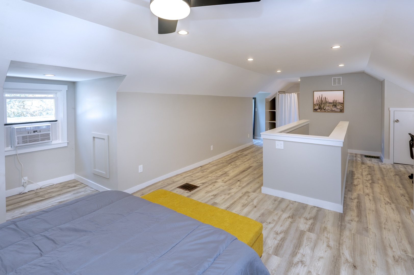 Building Photo - 2801 Alhambra Cir