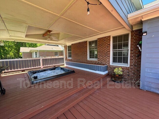 Building Photo - 539 Killeen Rd