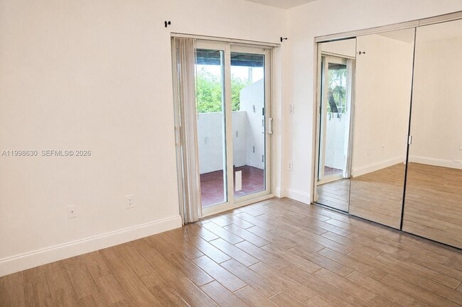 Building Photo - 8695 NW 6th Ln