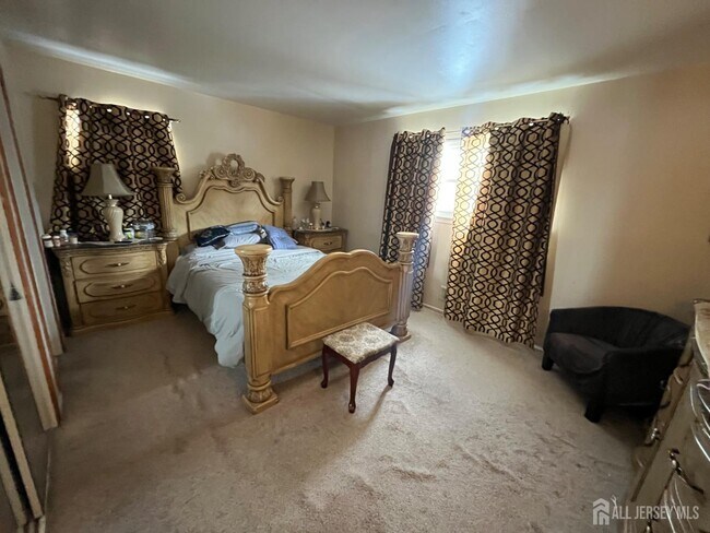 Building Photo - 7 Sparta Ct