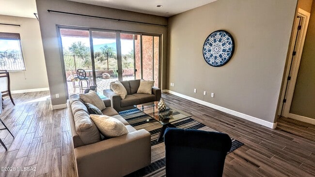 Building Photo - 13036 N Spinystar Dr