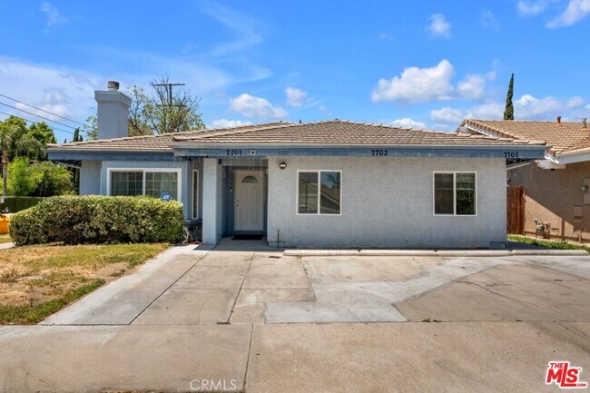 Building Photo - 7703 Baird Ave