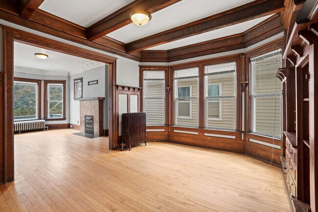 Building Photo - Maryland Lower