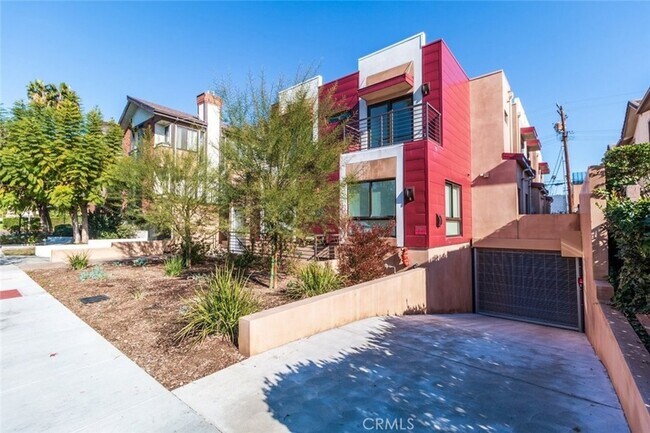 Building Photo - 1212 Viola Ave