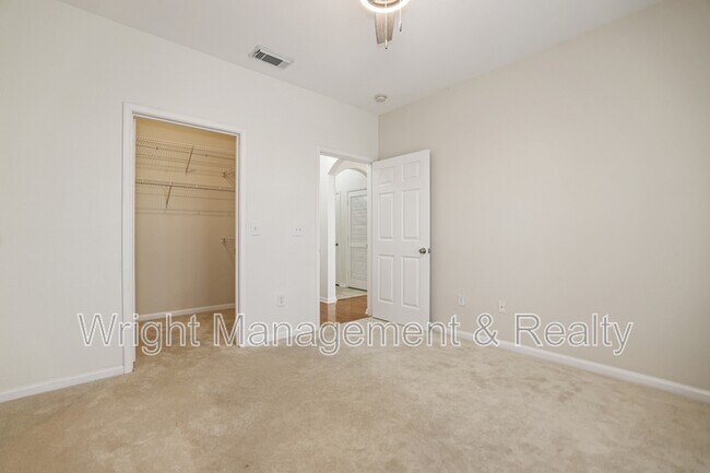 Building Photo - 1216 S Missouri Ave