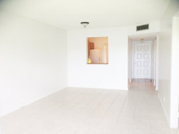 Building Photo - 8720 N Sherman Cir