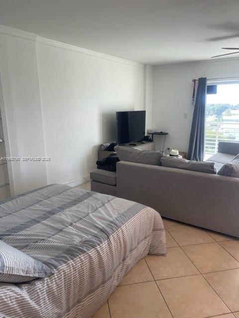 Building Photo - 2900 NE 30th St