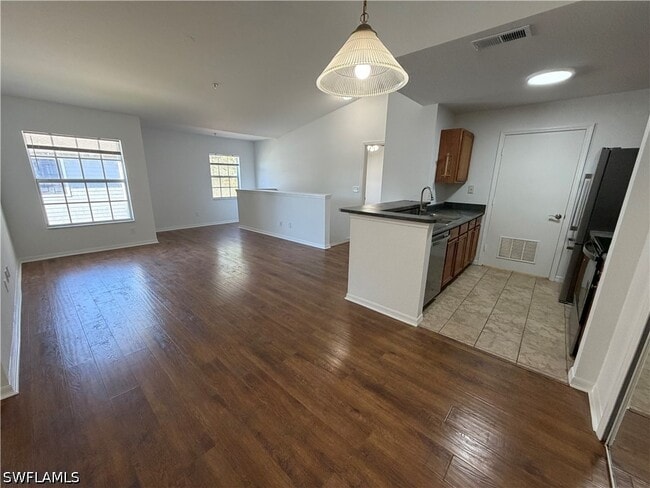 Building Photo - 14885 Pleasant Bay Ln