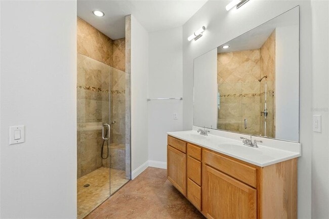 Building Photo - 5608 Kevin Ave