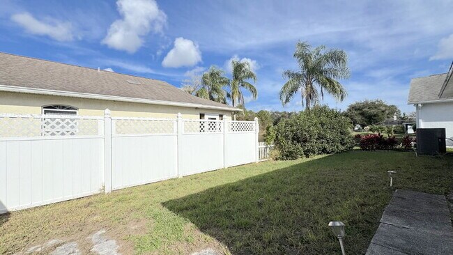 Building Photo - 1467 Bay Grove Dr