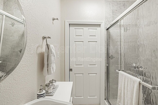 Building Photo - 3033 Welton St