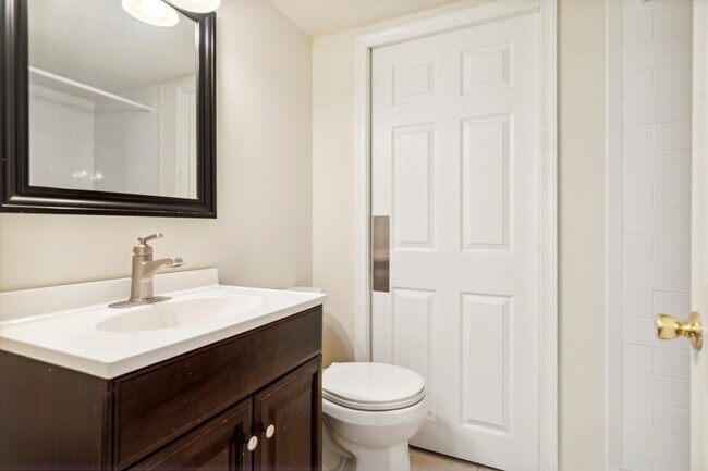 Building Photo - 1519-21 N 16TH ST Unit A4