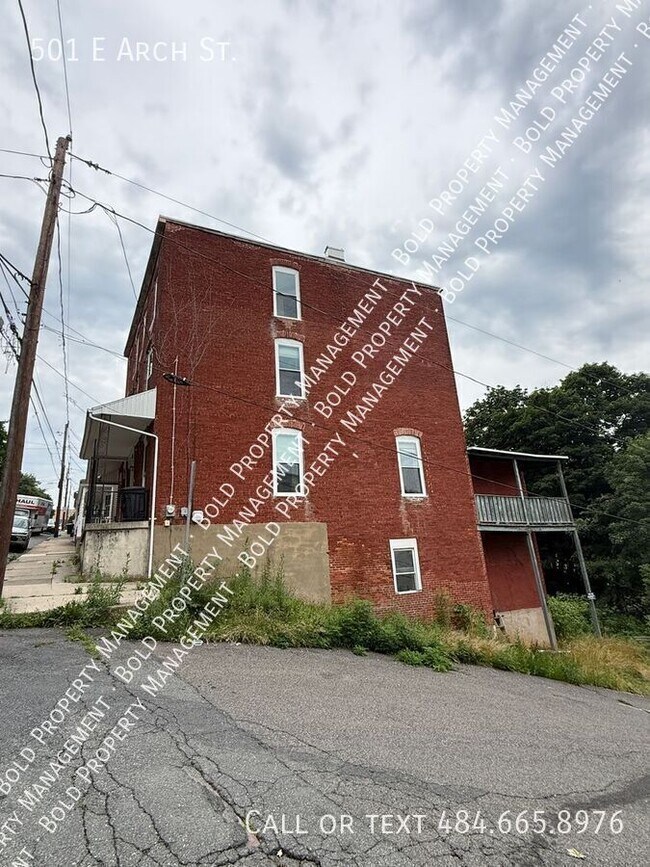 Building Photo - 501 E Arch St