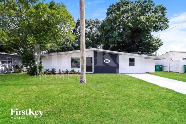 Primary Photo - 4722 W Wyoming Ave