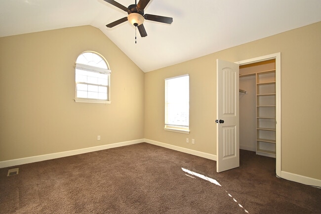 Building Photo - 12342 Fox Creek Dr
