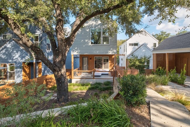 Building Photo - 3109 Aldwyche Dr