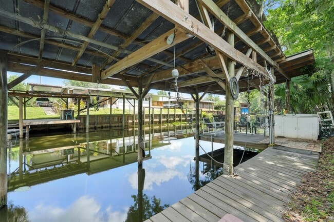 Building Photo - 163 Buchanan Cir