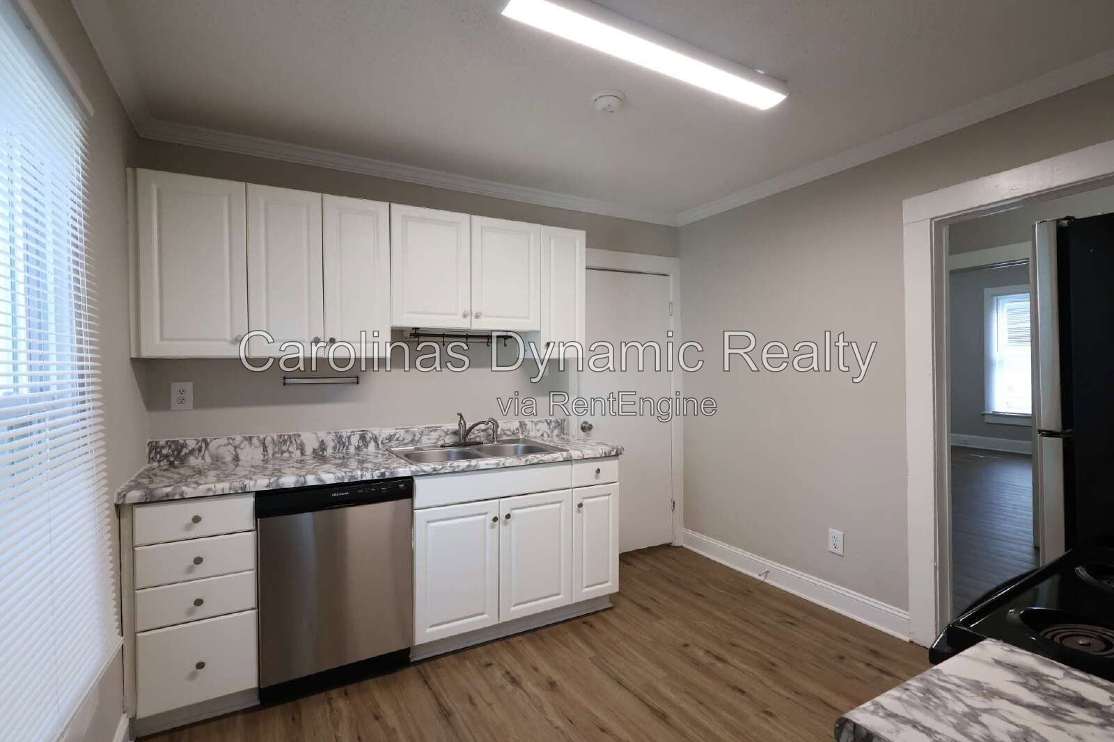 Building Photo - 651 Flint St