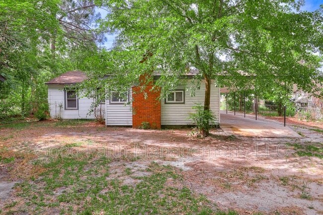 Building Photo - 1813 Alder Dr